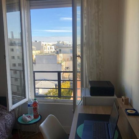 Appartement Tres Calme A 10Mn De Paris - Woman & Couples Only Courbevoie Exteriör bild