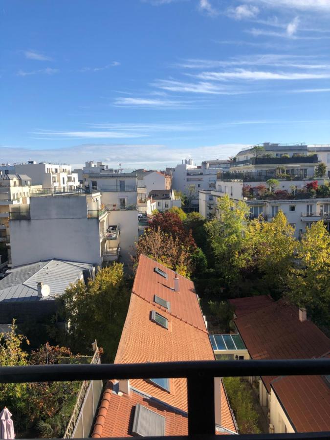 Appartement Tres Calme A 10Mn De Paris - Woman & Couples Only Courbevoie Exteriör bild
