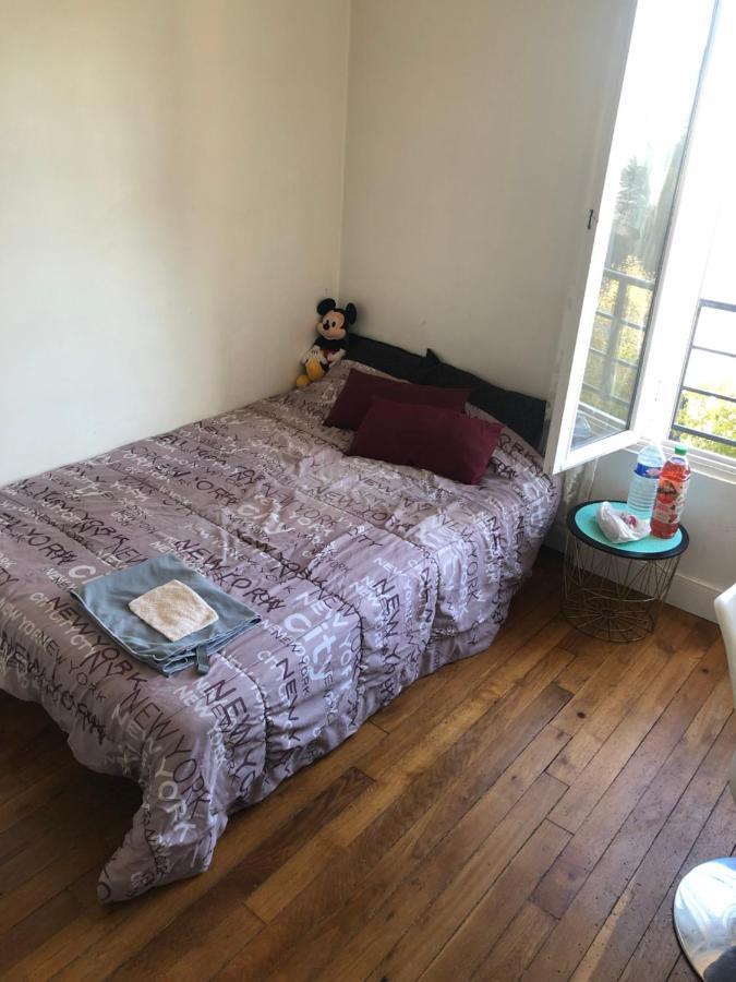 Appartement Tres Calme A 10Mn De Paris - Woman & Couples Only Courbevoie Exteriör bild