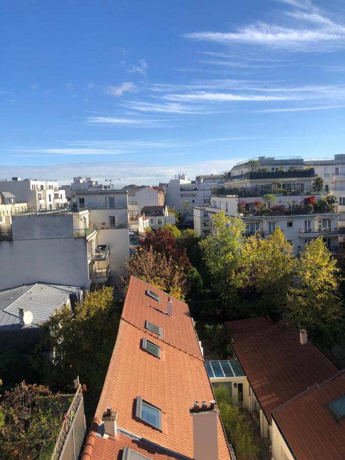 Appartement Tres Calme A 10Mn De Paris - Woman & Couples Only Courbevoie Exteriör bild